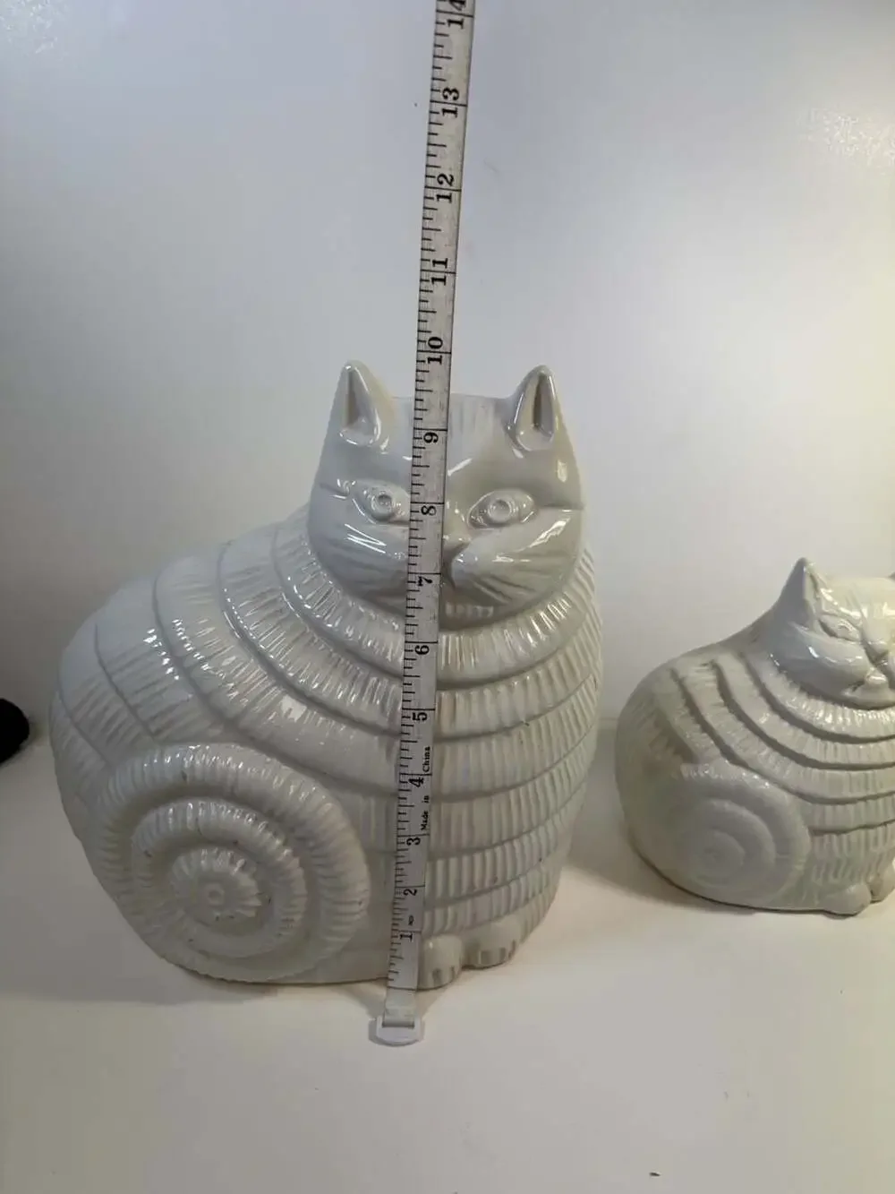 Vintage Italian Ceramic Cat Figurines Set of 2‎